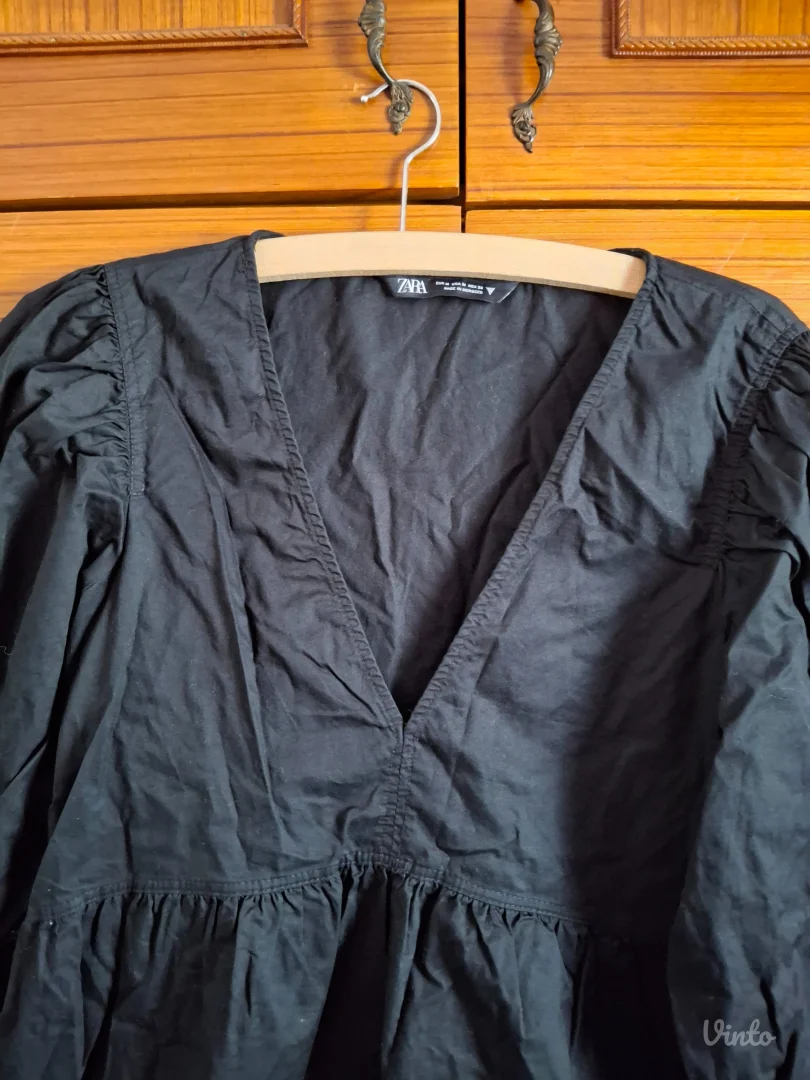 Zara crna haljina sa puff rukavima