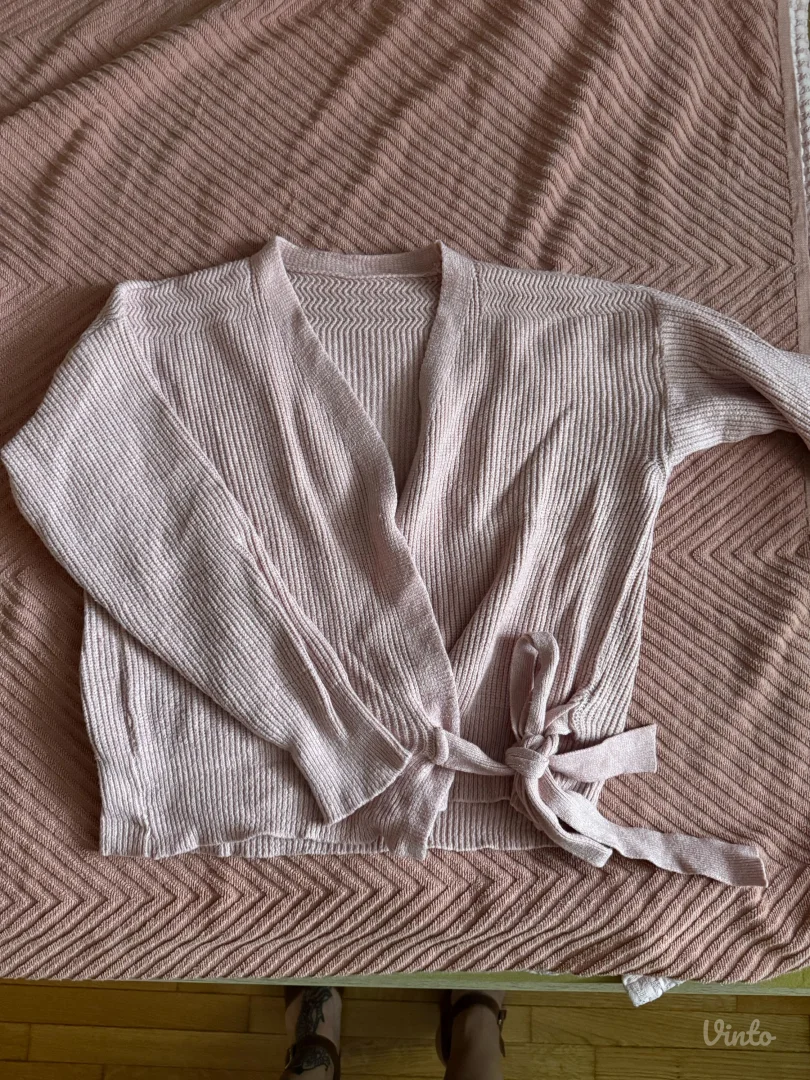 Roze dzemper na preklop (S)