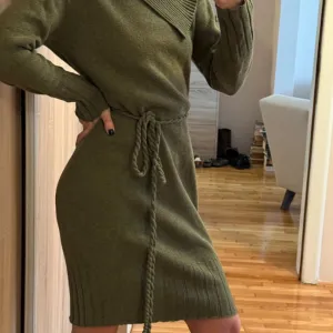 Zimska zelena haljina (S/M)