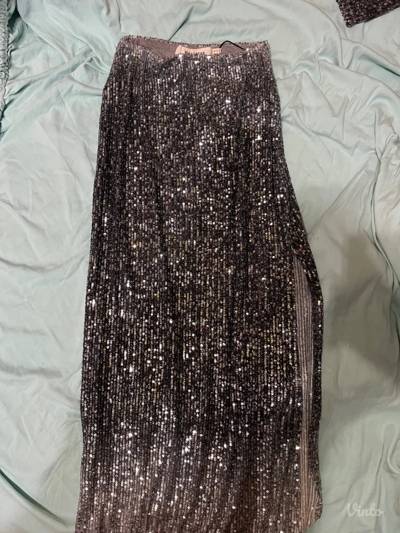 Pull&bear komplet suknja i bluza