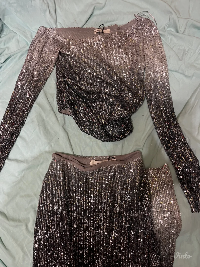 Pull&bear komplet suknja i bluza