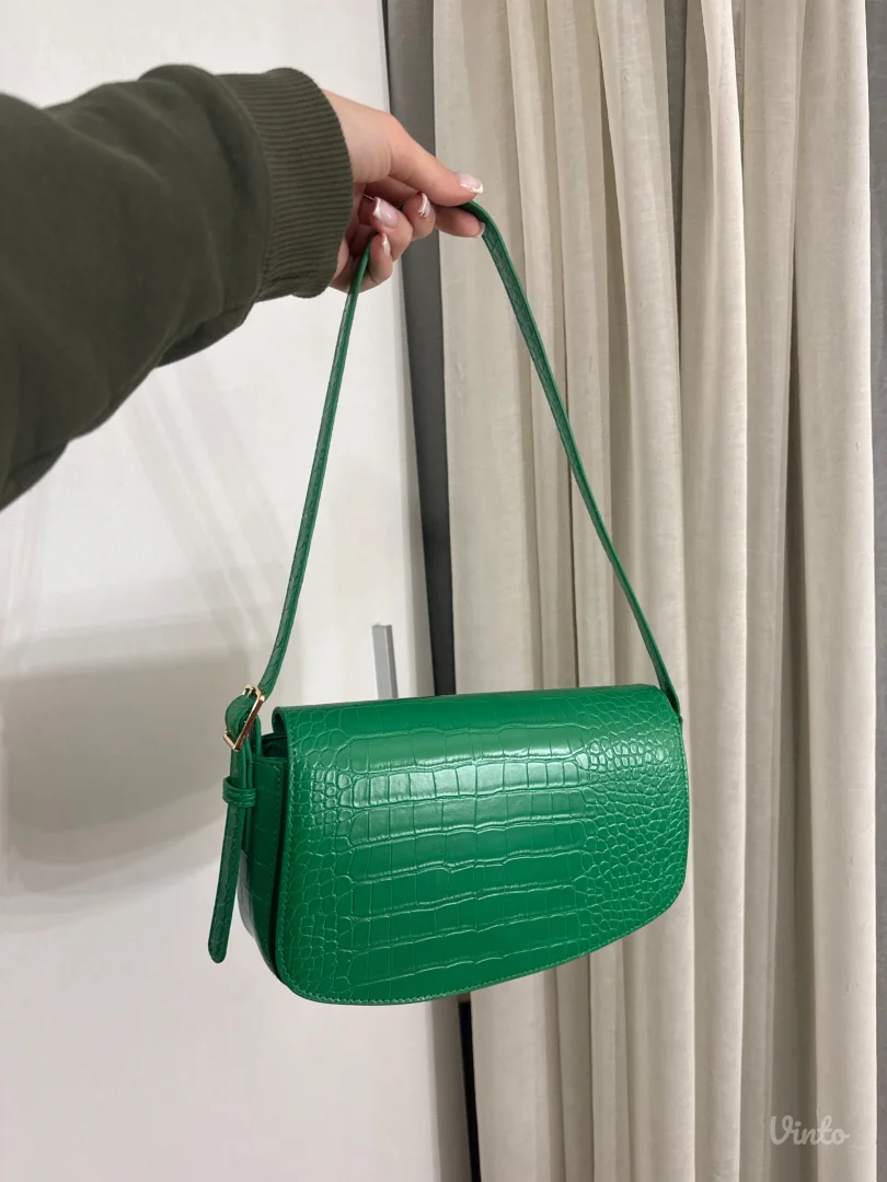 Zelena torbica na rame