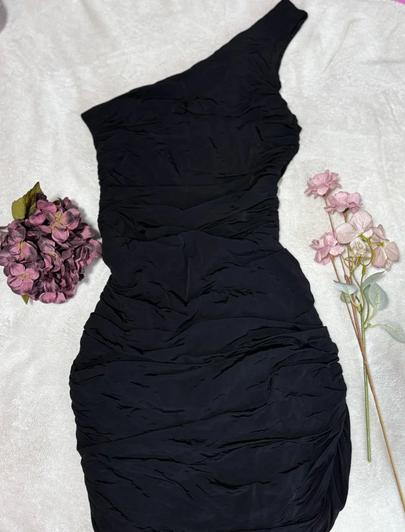 H&M crna haljina od viskoze 🖤