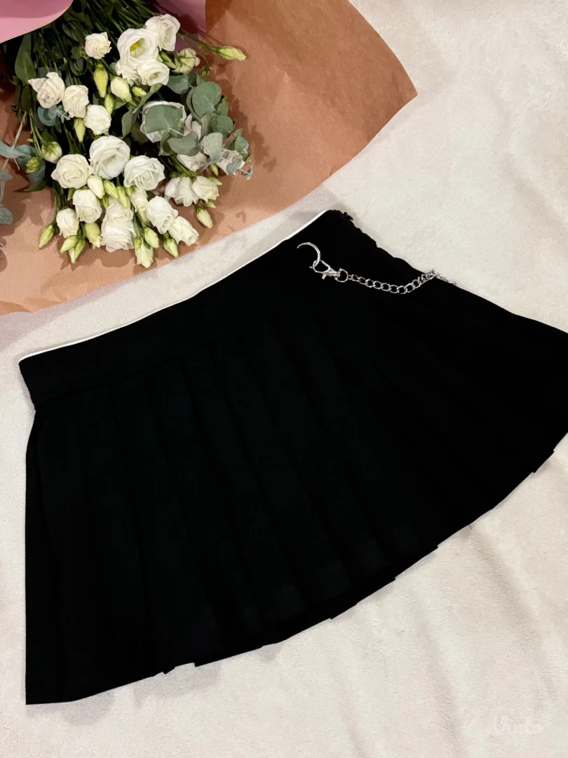 BERSHKA mini suknja 🖤