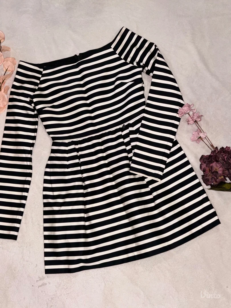 P.S. haljina - jednom nošena 🖤