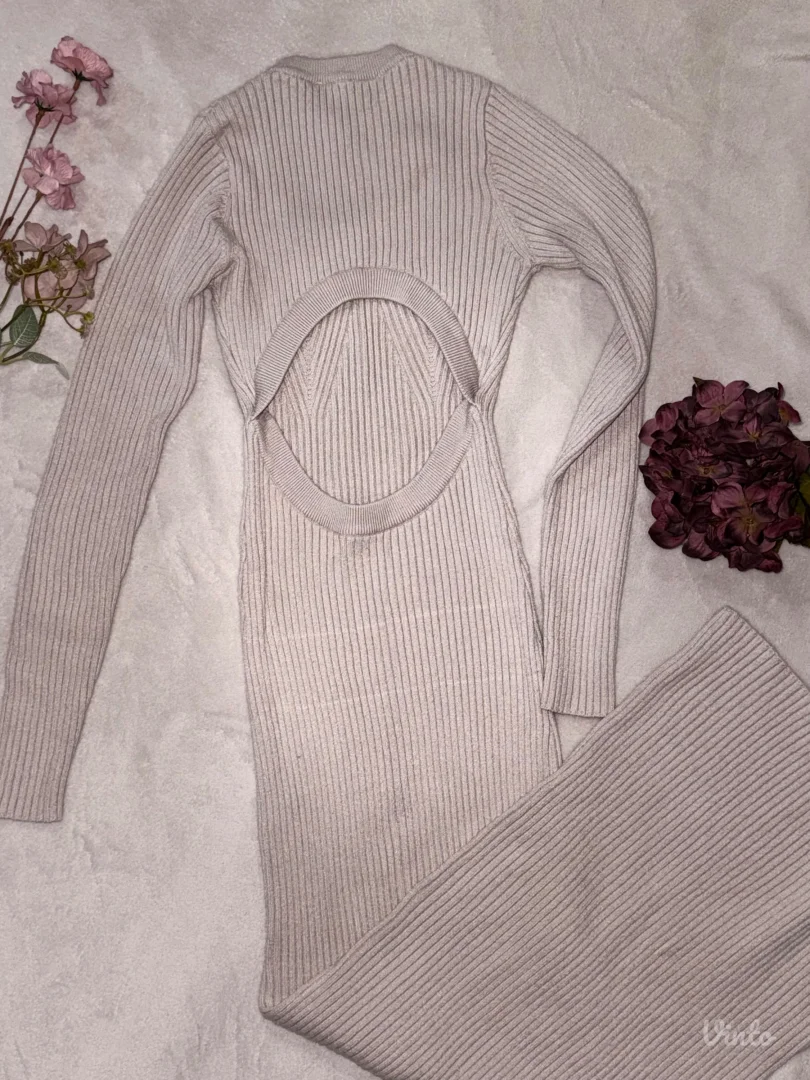 BERSHKA zimska haljina 🤍