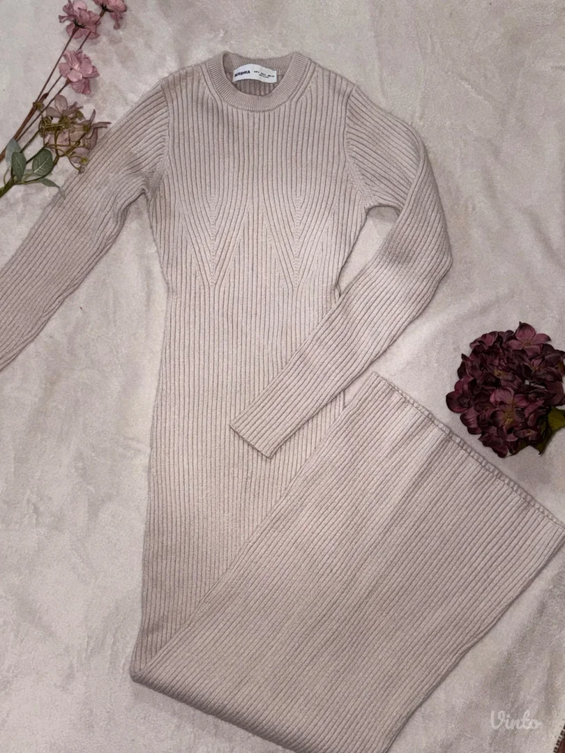 BERSHKA zimska haljina 🤍