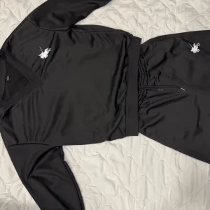 Komplet trenerka – NOVO, nenošeno