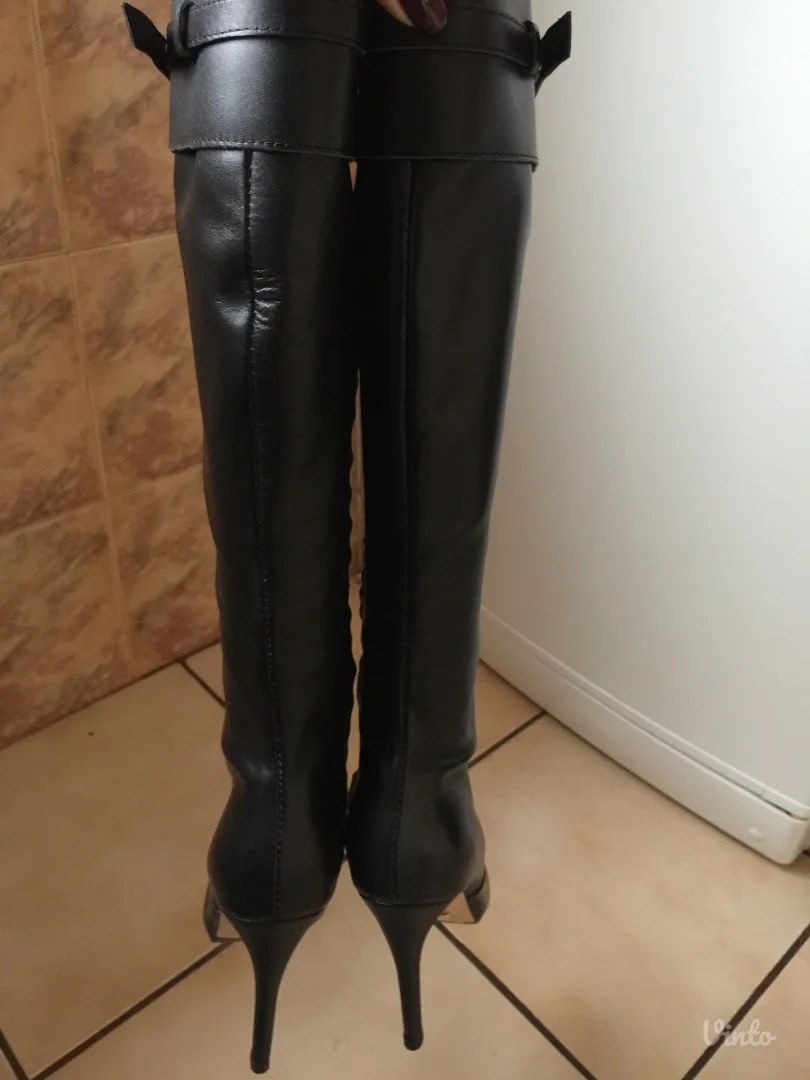 GUCCI čizme 39 PRIRODNA KOŽA , NOVE