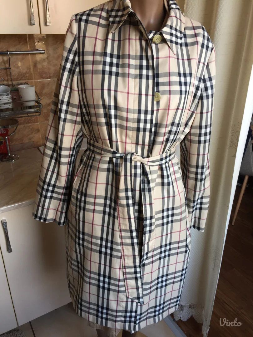 Burberry mantil M - L Original NOV