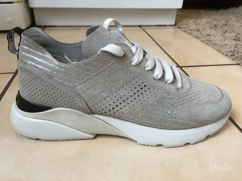 HOGAN patike 40 kao nove ORIGINAL prirodna koža