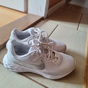 Nike patike