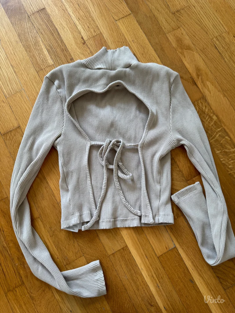 Rolka sa otvorenim ledjima crop