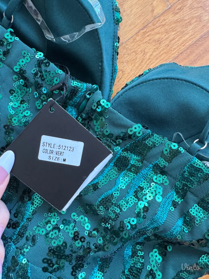 Svecana dugacka haljina sa prorezom