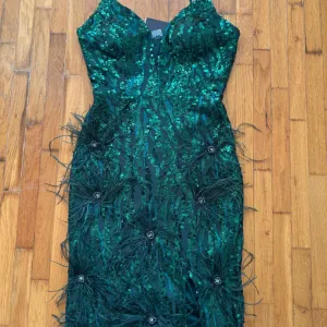 Svecana dugacka haljina sa prorezom