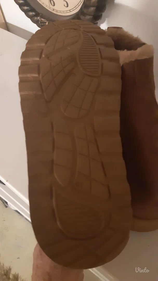 Ženske čizme sa krznom