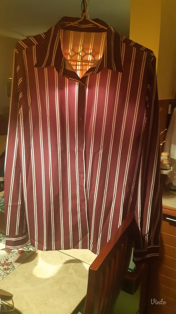 Ženska bordo košulja