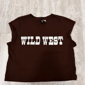 H&M braon crop majica