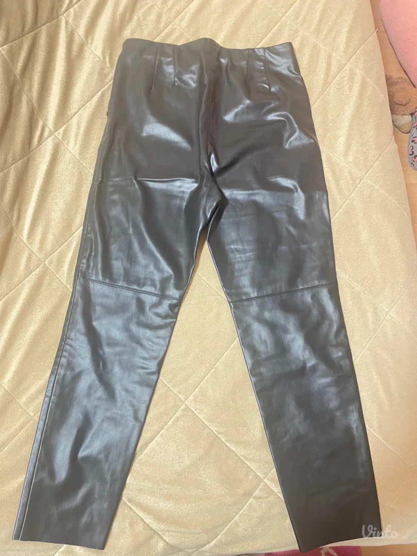 Zara pantalone
