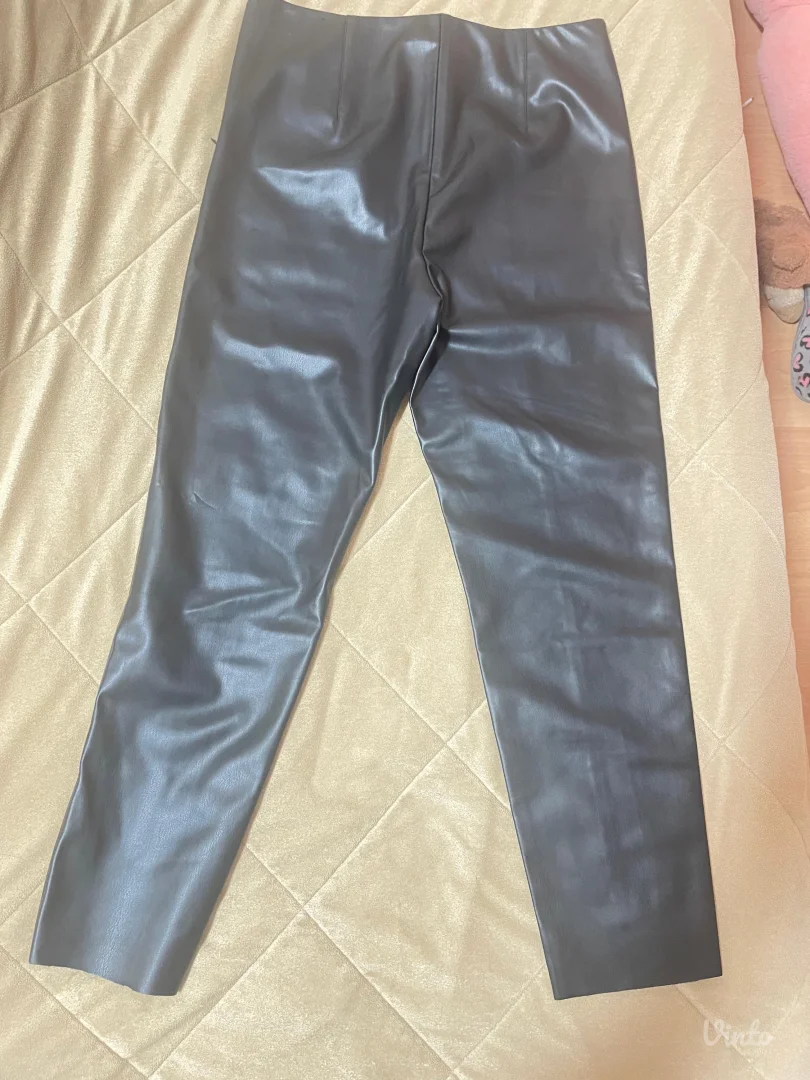 Zara pantalone