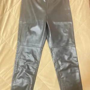 Zara pantalone