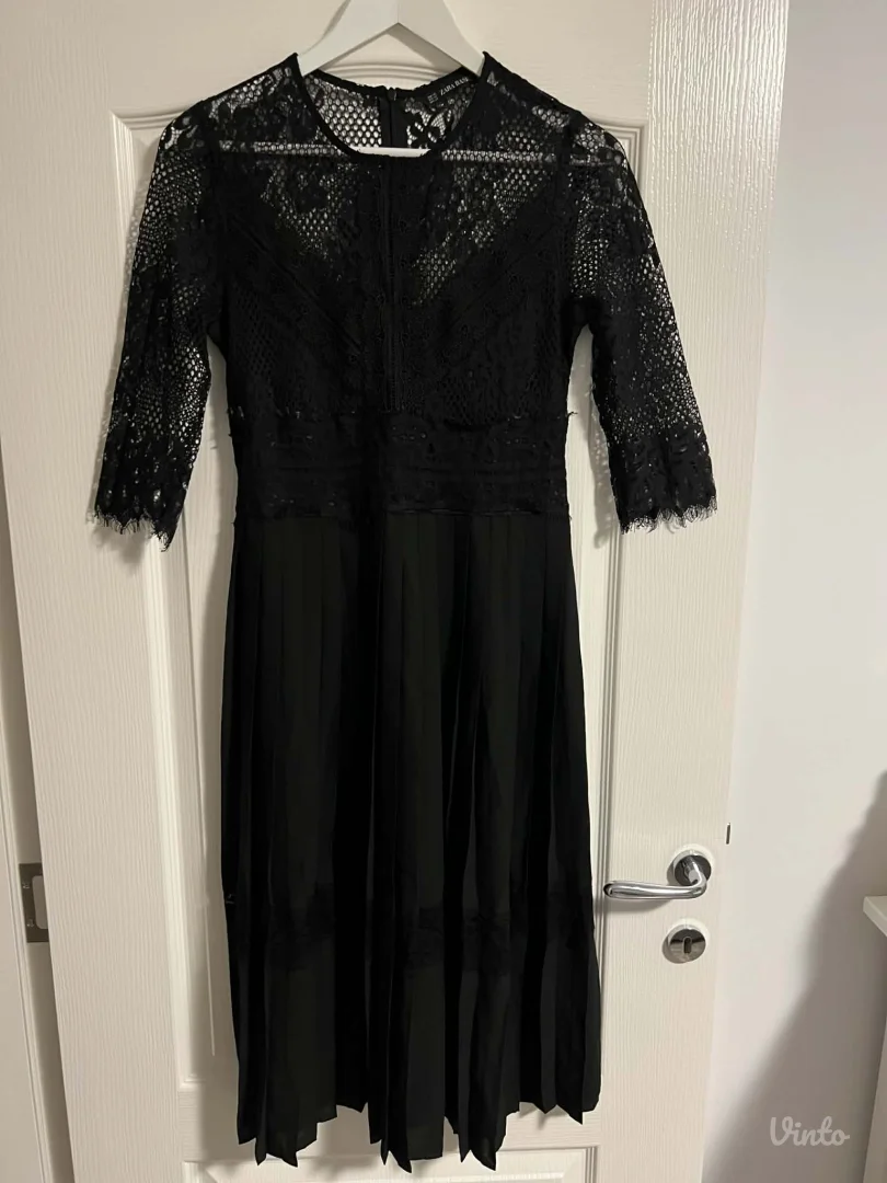 Zara midi crna haljina sa cipkom