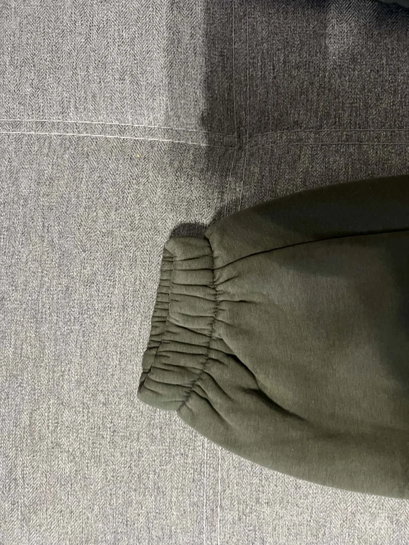 Donji deo trenerke brenda Sized