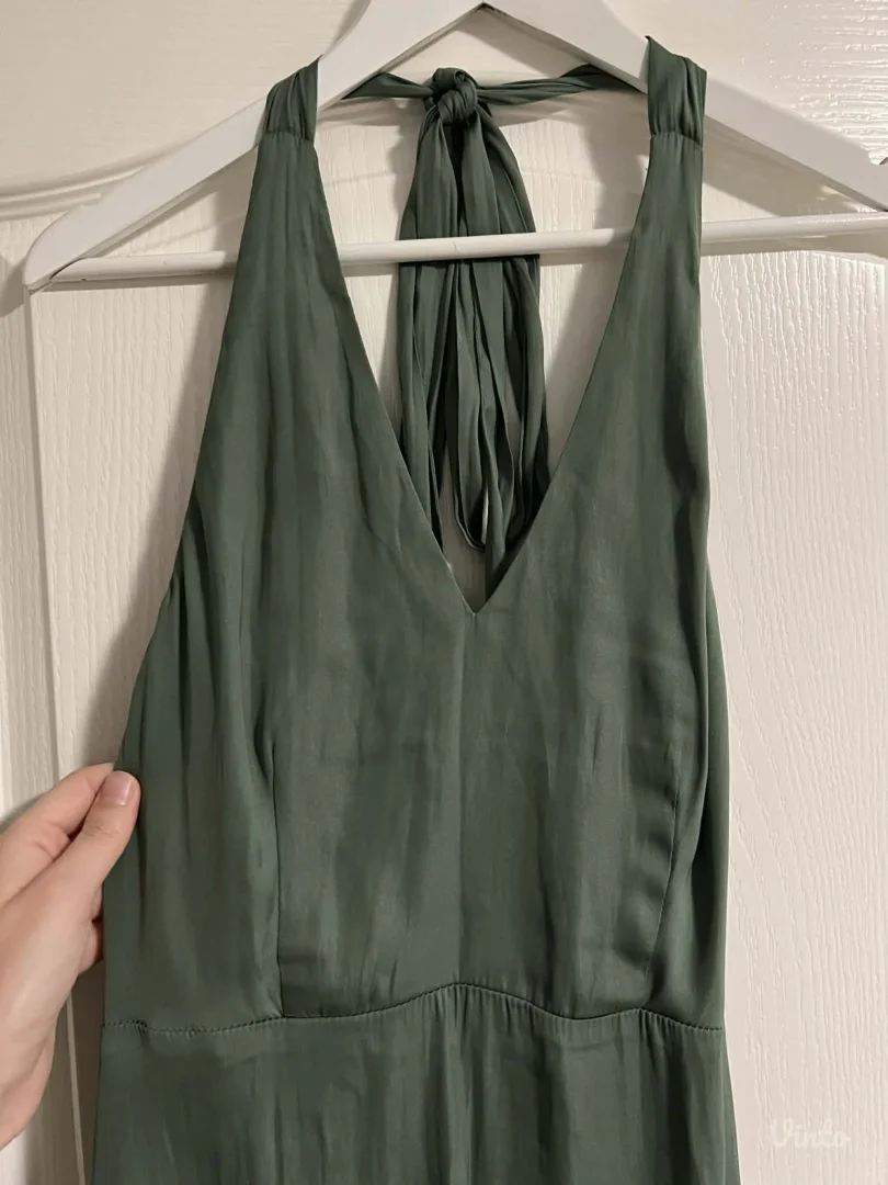 Reserved duga zelena haljina