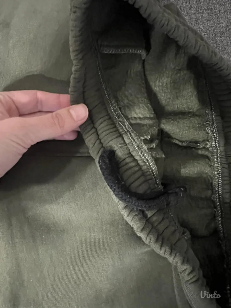 Donji deo trenerke brenda Sized