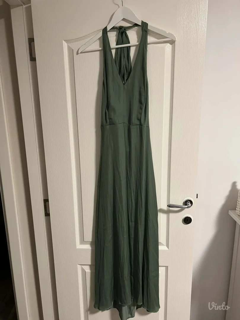 Reserved duga zelena haljina