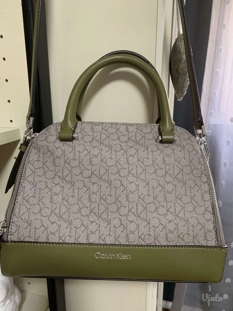 Calvin Klein nova tasna