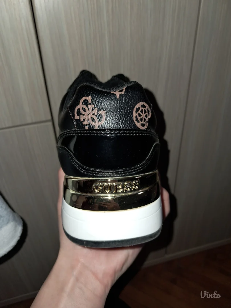 Guess ženske patike