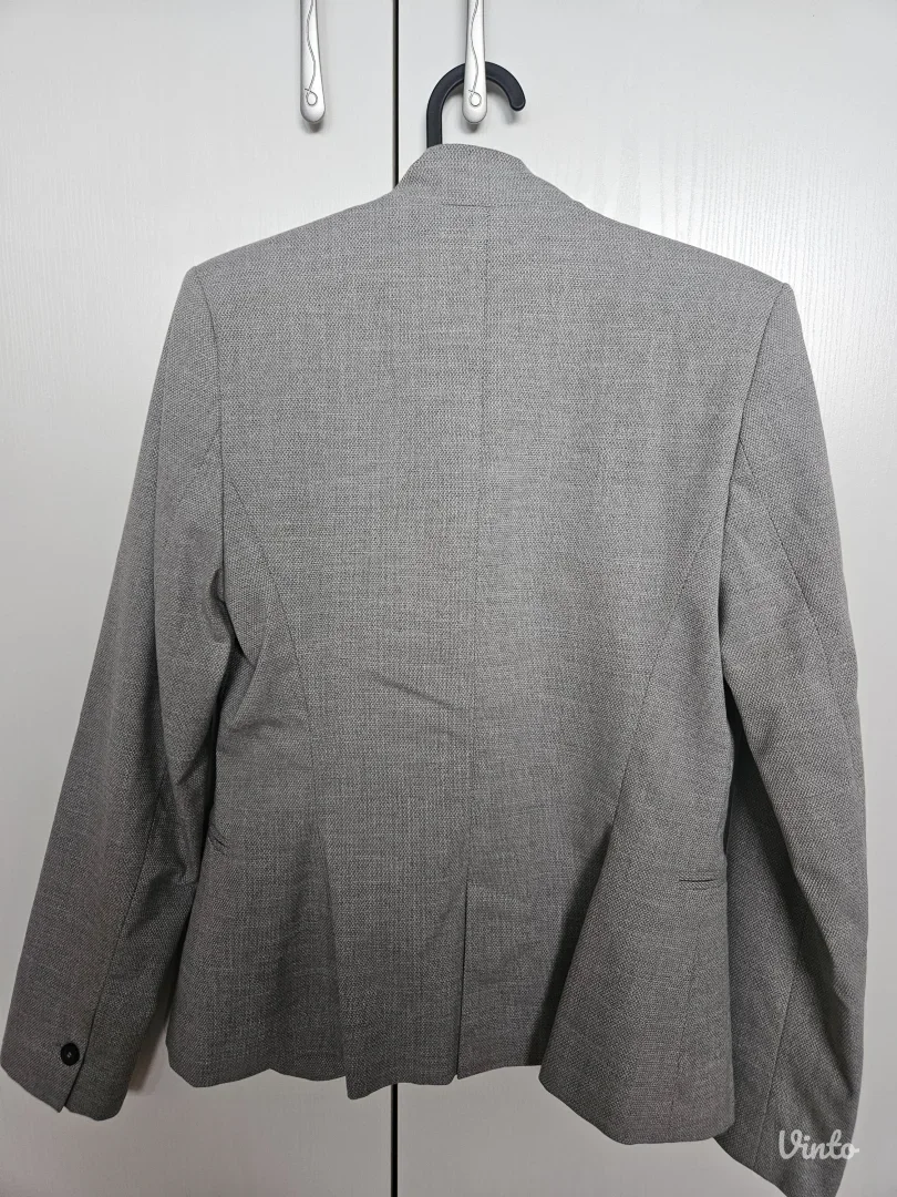 Zara - sako 34 velicina