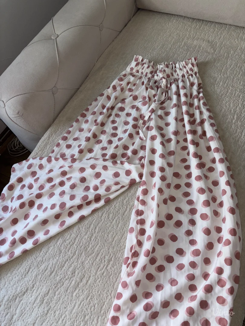 leprsave letnjebele pantalone