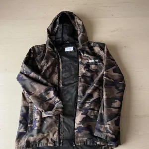 Maskirna Reversed Jakna