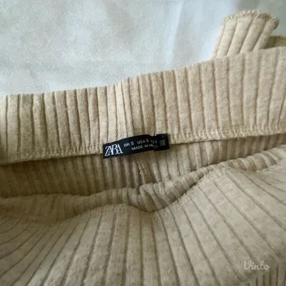 Zara trikotazna suknja sa etiketom