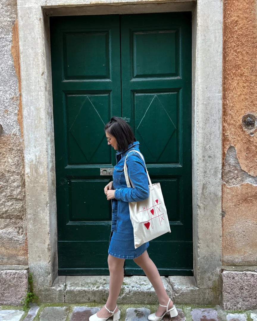 Mini teksas haljina sa dugim rukavima