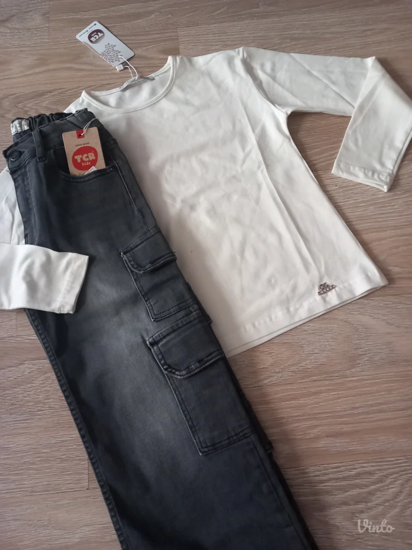 Tcr jeans farmerke I bluzica br 8- novo