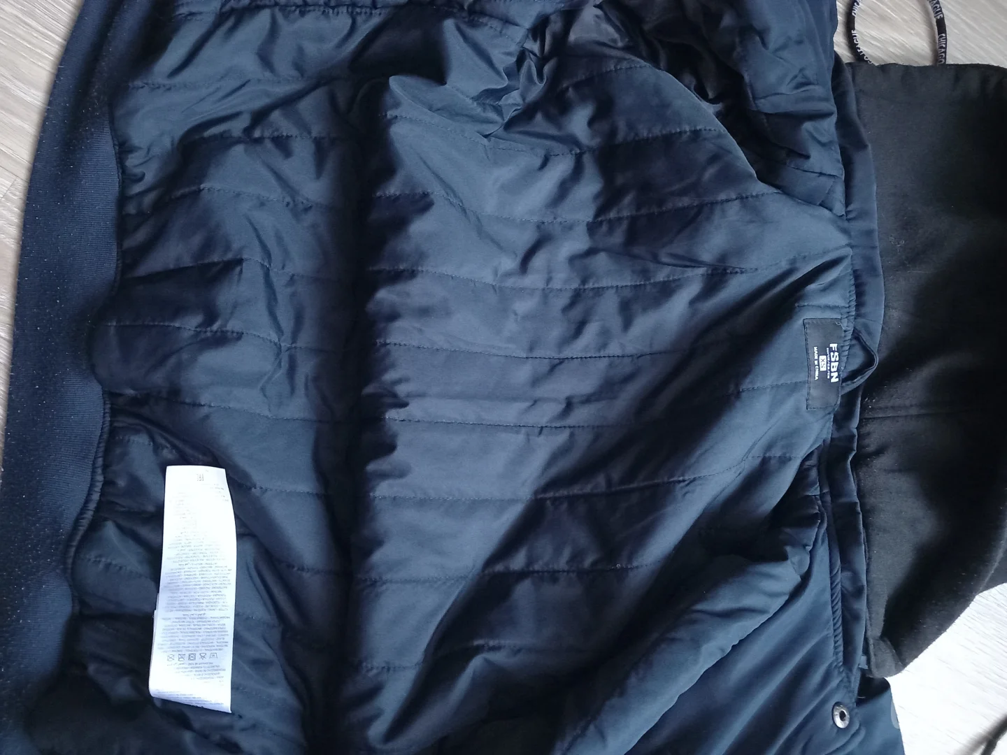 Muška jakna xs velicina