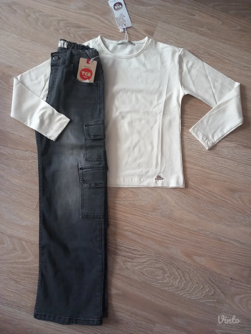Tcr jeans farmerke I bluzica br 8- novo