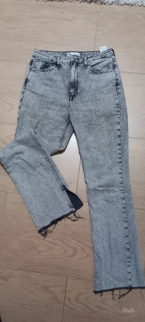 Zara farmerke 38 broj