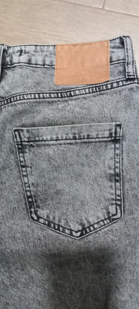 Zara farmerke 38 broj