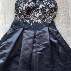 Elegantna haljina 38 velicina