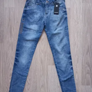 Denistar farmerke 25 broj nove - 2 para