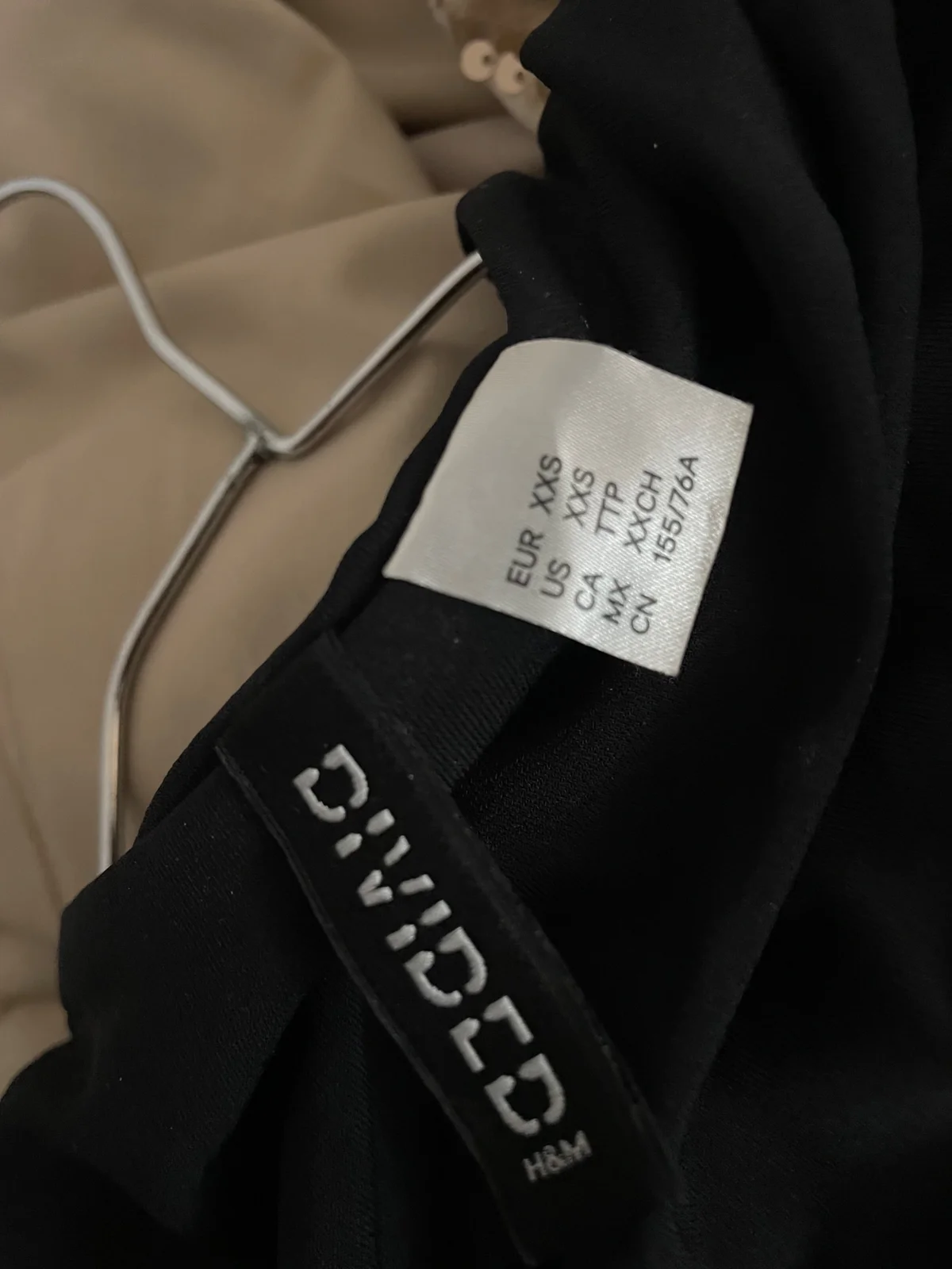 H&M crna duga haljina
