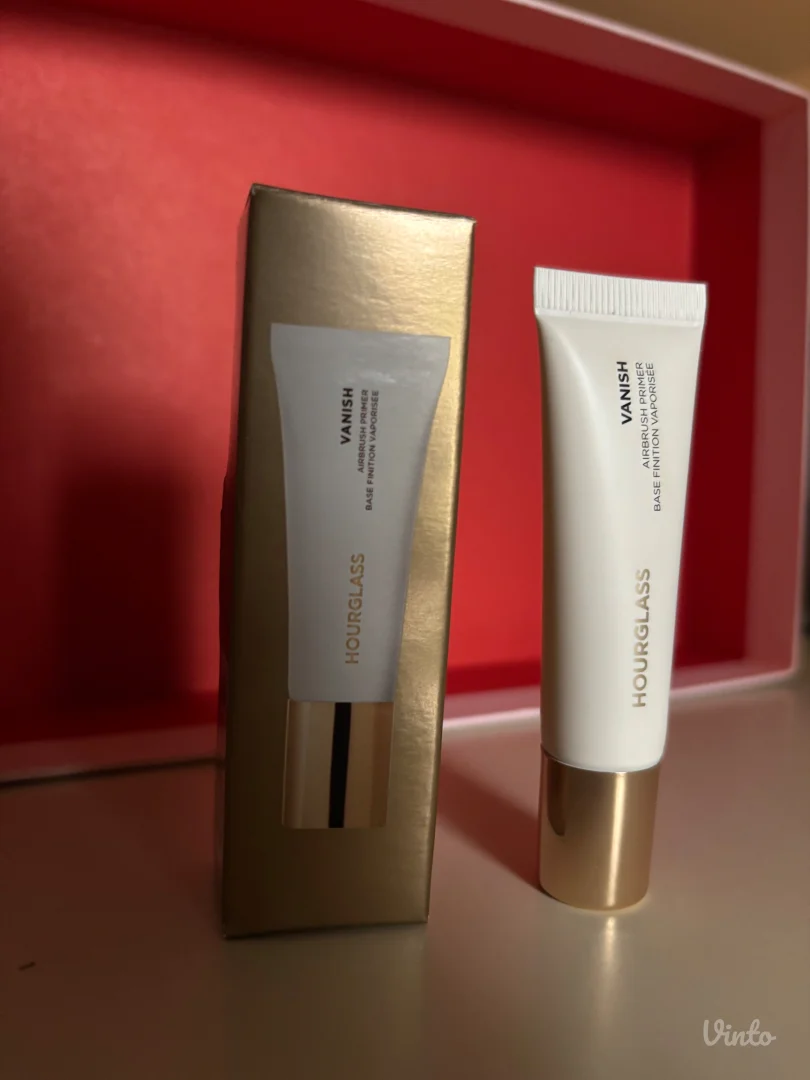 Houglass vanish prajmer za efekat filtera na koži