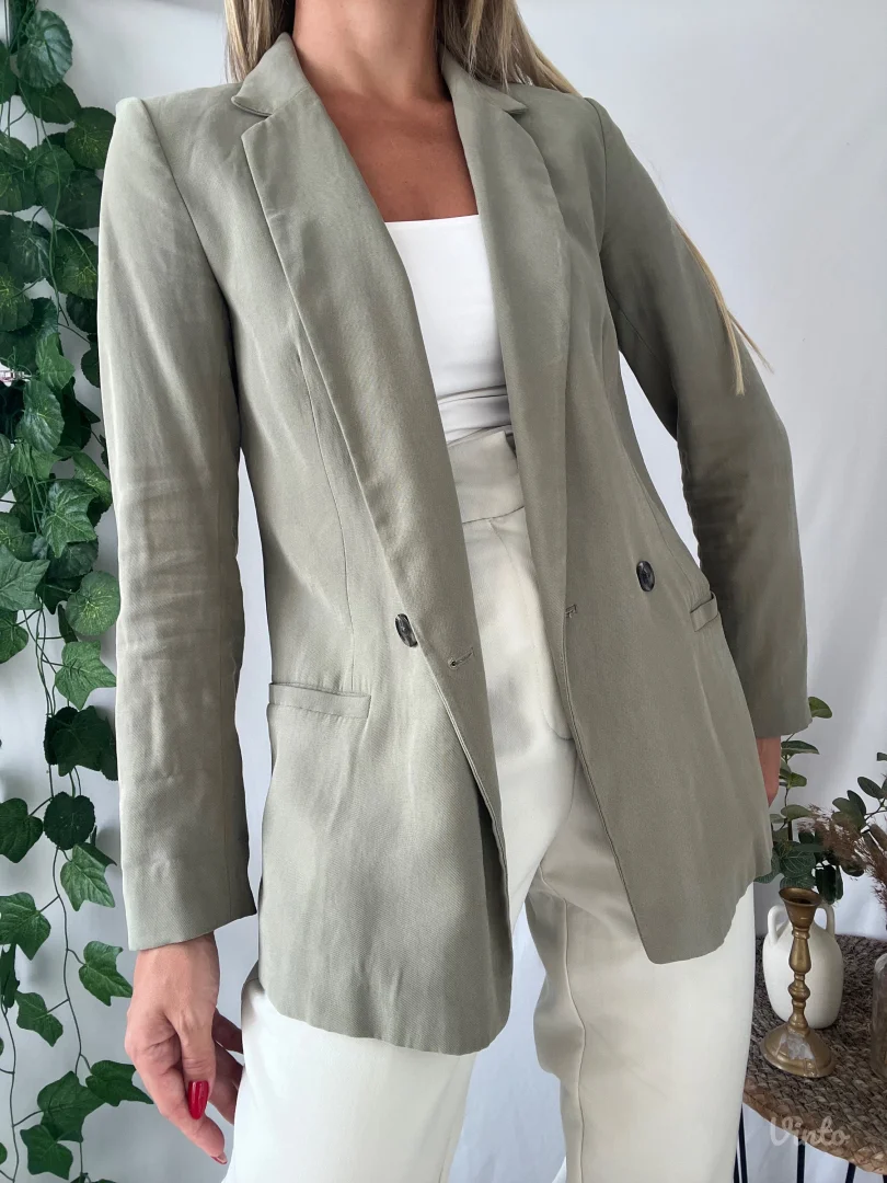 H&M pastelni sako od viskoze