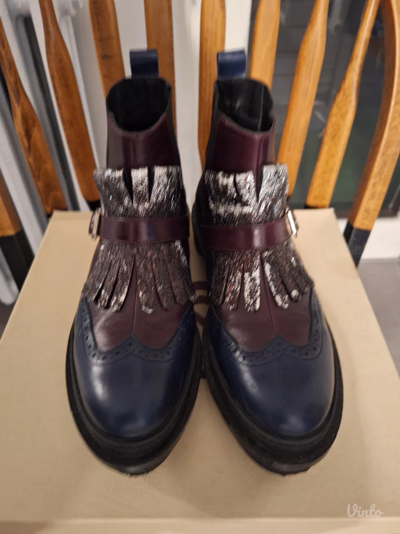 Antonella Rossi poluduboke cipele