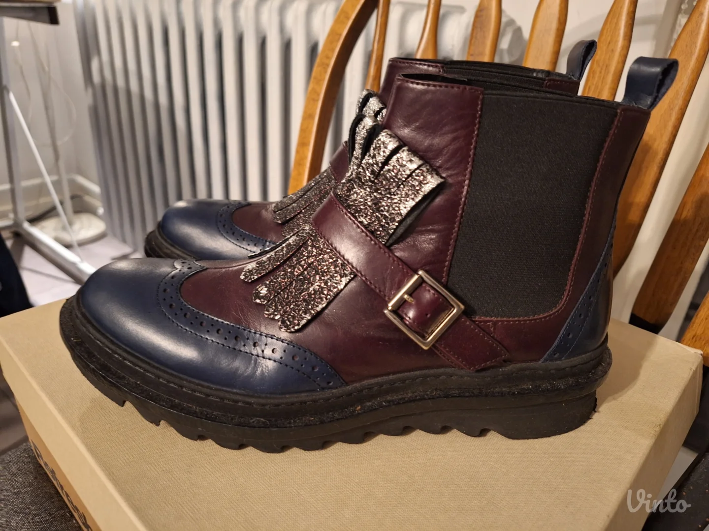 Antonella Rossi poluduboke cipele