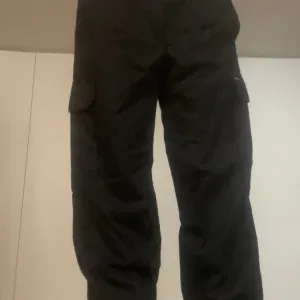 teget oversized džeparice